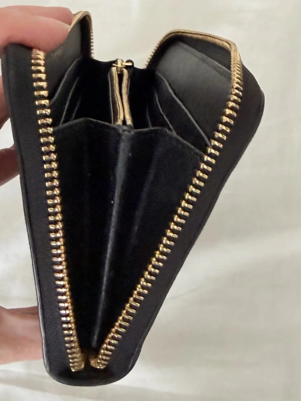 Tory Burch Black Saffiano Zip Wallet with Gold Logo